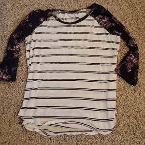 Maurices Large Top